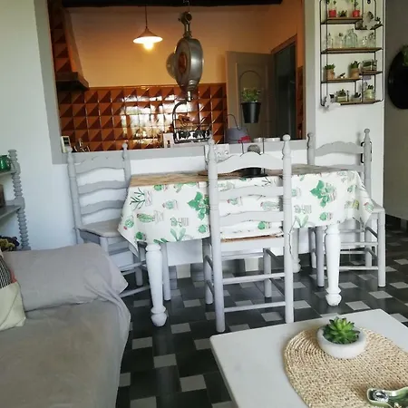 Cactus Apartment Garriguella